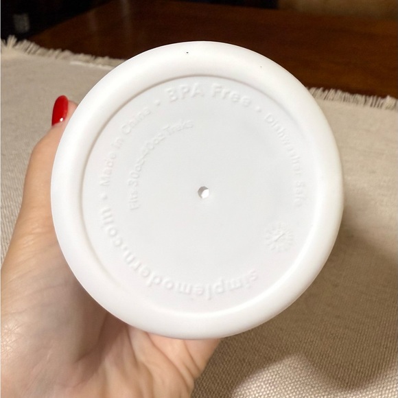 GHOSTS Simple Modern LIMITED EDITION HARVEST COLLECTION 30oz Pivot Water Bottle - Picture 9 of 11